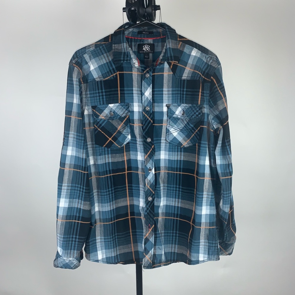 Mens Rock&Republic Size L Plaid Button-Down Shirt